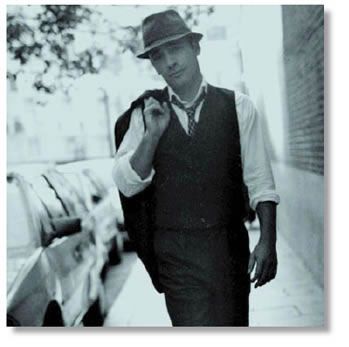 La Música de El Mundano:Muérdeme flojito, Zenet